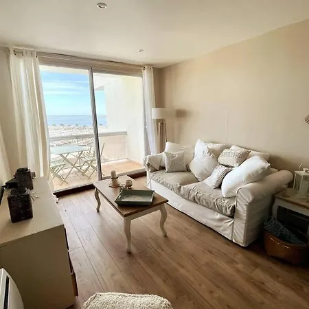 Flat In The Port Of Apartman *