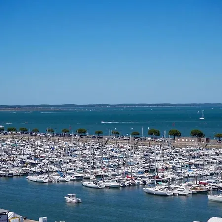 Flat In The Port Of *